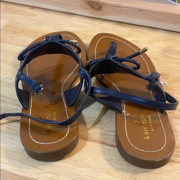 Kate spade 6.5 woman’s sandals - Picture 2 of 3